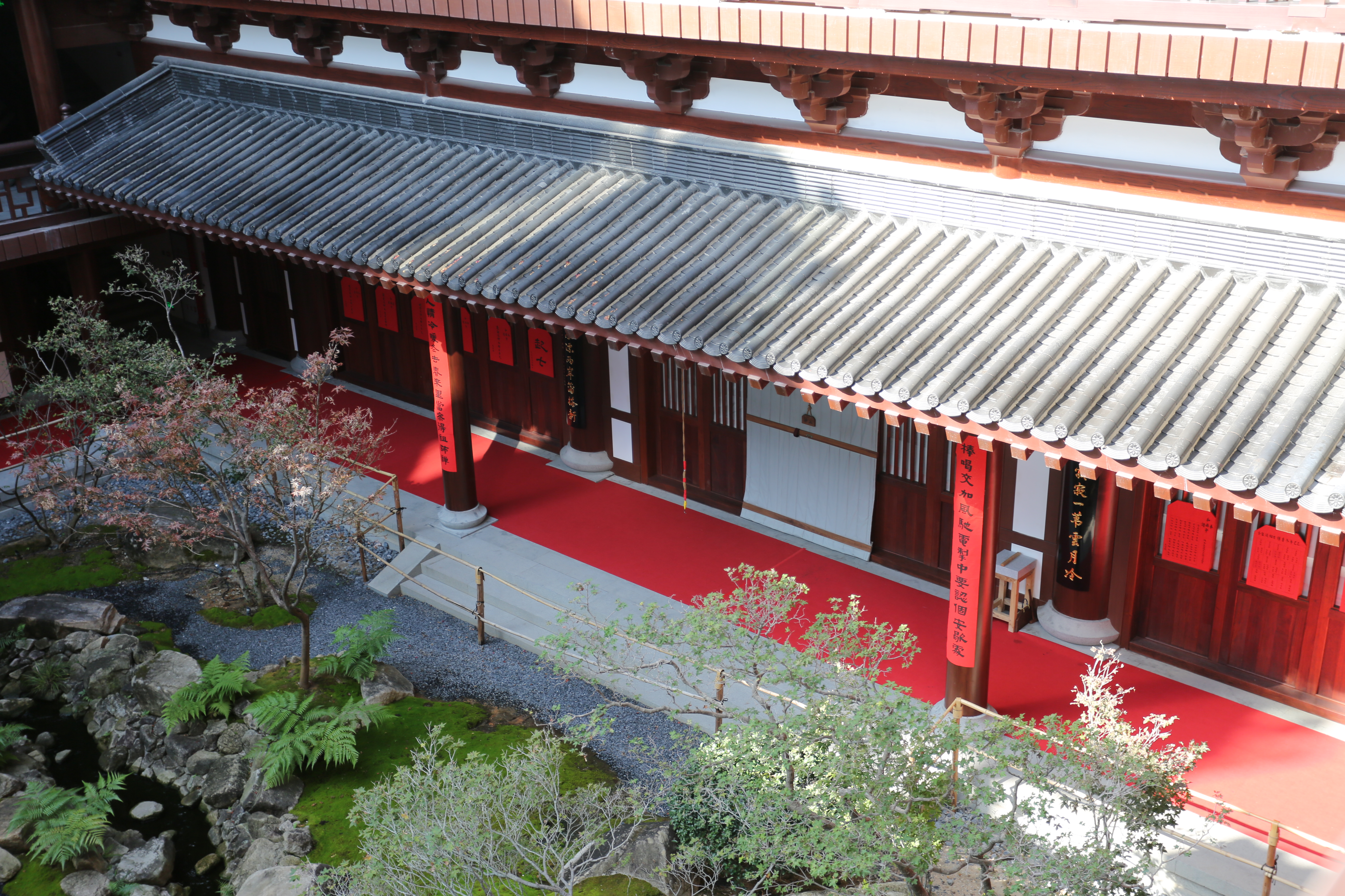 Silent Meditation Retreat: What Really Happens & How to Prepare